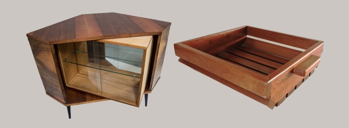 Maßgefertigter Eckschrank aus Edelholz mit Glasfächern und handgefertigter Holzkorb